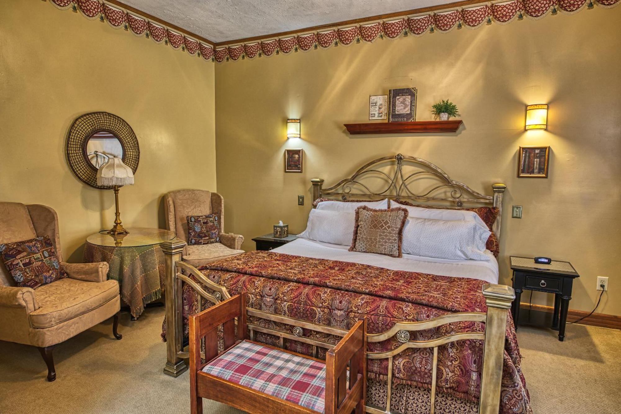 Rockwell Falls Inn And Wine Bar Lake Luzerne Rom bilde